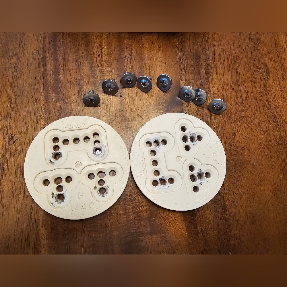 Burton Pair of Replacement Disc and 8 Screws for Snowboard Bindings